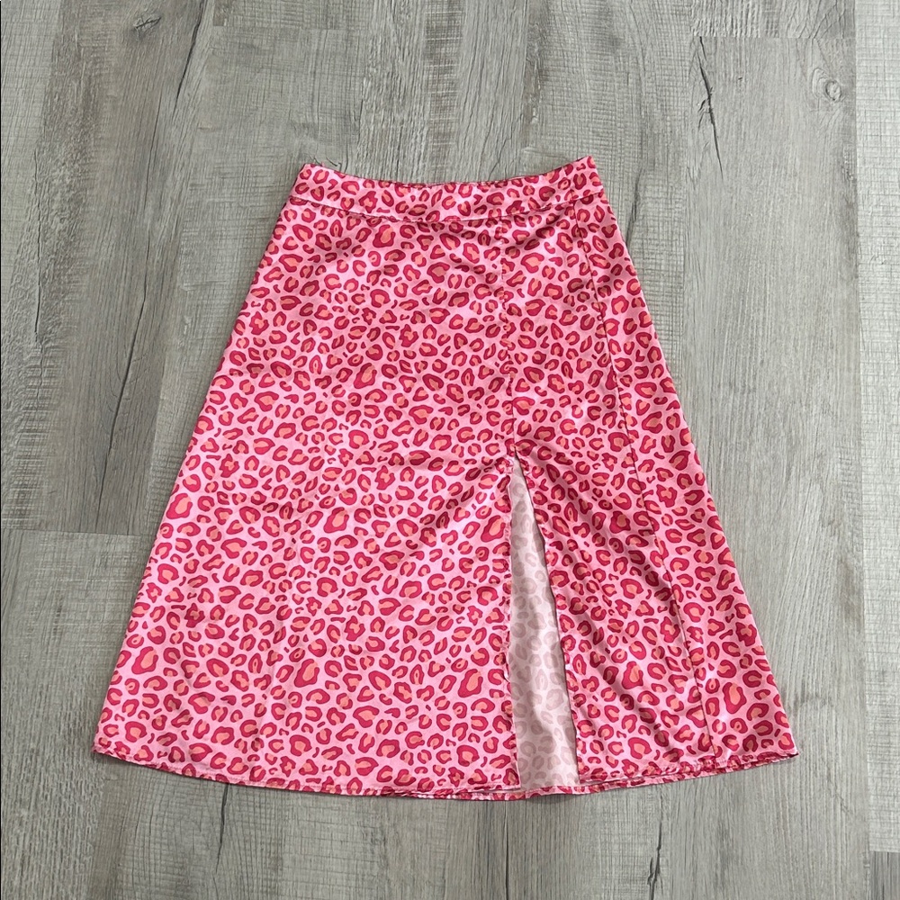 SHEIN Pink Leopard Print A-Line Skirt with Front Slit
